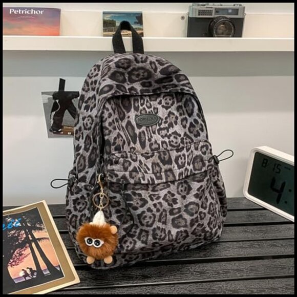 Cheetah Print Backpack Y2K Trendy Daypack Adjustable Straps Water-Resistant main image 6